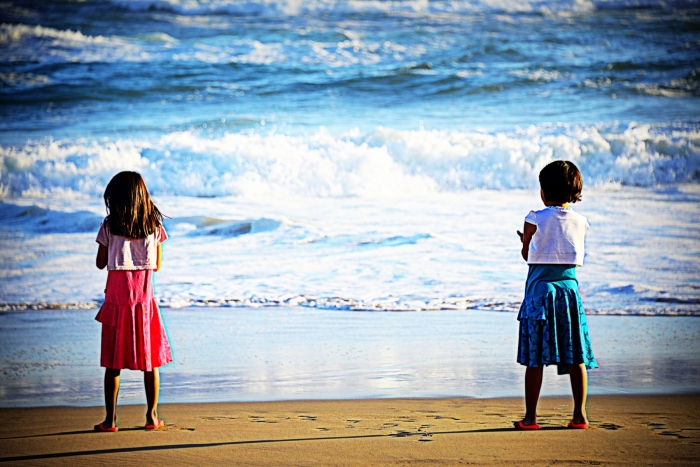 <머물면 저주 흐르면 축복>