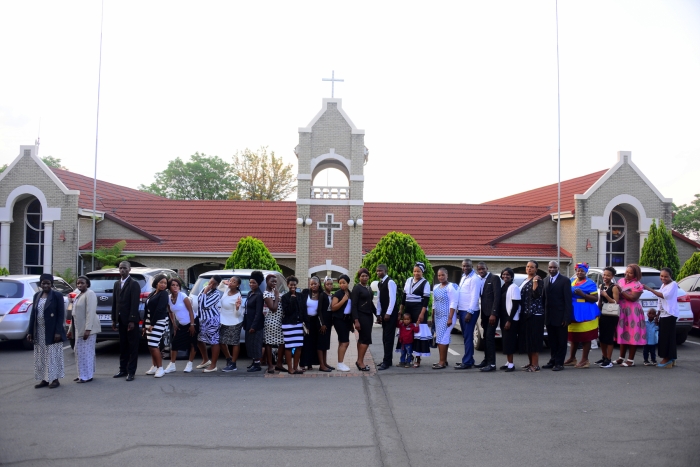 <천국은 여기 있다 저기 있다 못하리니>