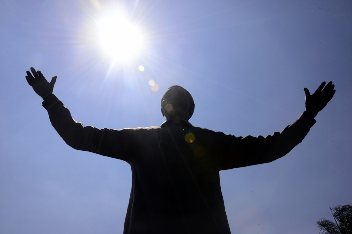 <박수칠 때 떠나라> (막6:45-52)