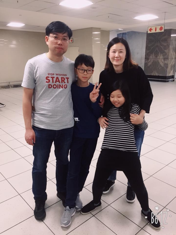 <김신권목사님 가족 잘도착했습니다.>