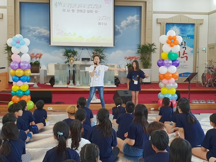 <꺼져가는 심지에서 타오르는 불꽃으로>