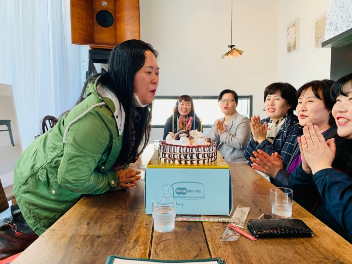 <꽃놀이와 냉수한그릇>