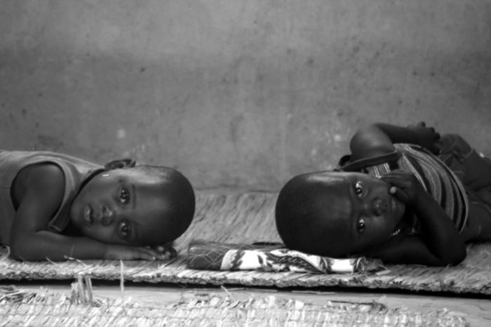 뿌리가 병이 났는데 왜 가지를 고치려 하는가?