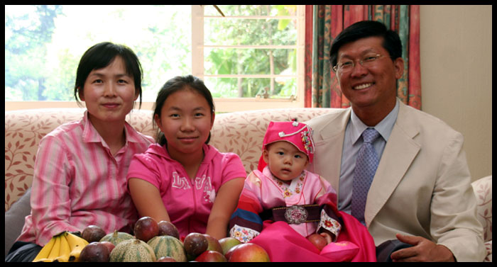 다빈이 돌, 가족 사진